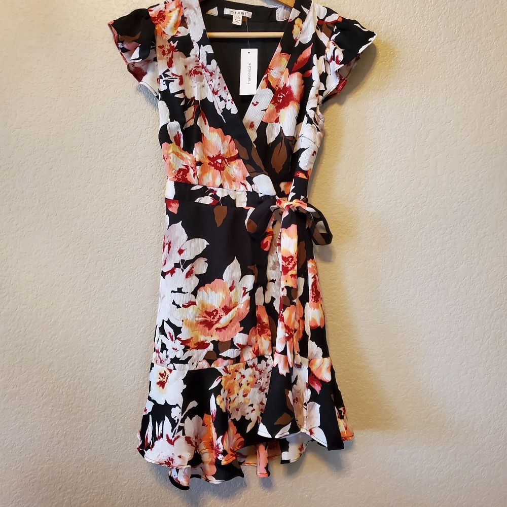 Francesca's boutique wrap dress xs